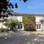 Demeure De Nyaraló *